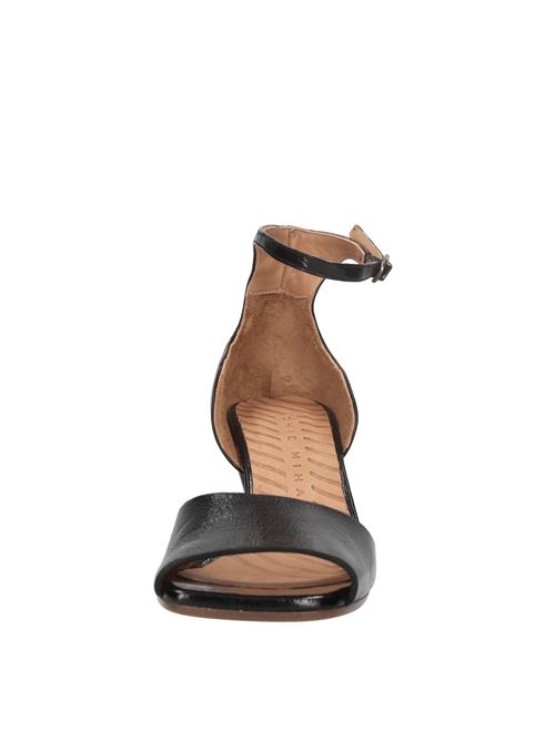 Décolleté open toe Upsala in pelle. CHIE MIHARA | UPSALANERO